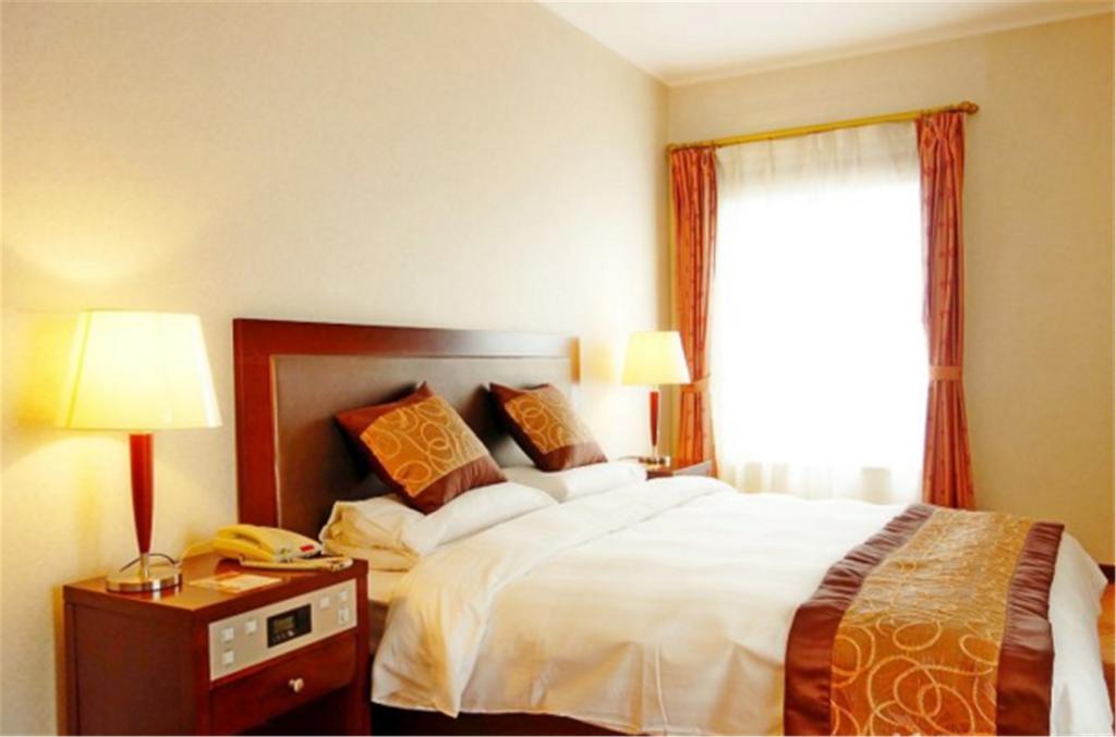 International Airport 4* Shanghai